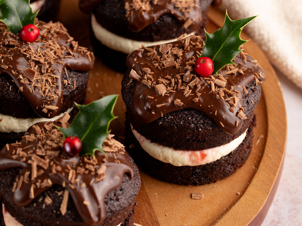Mini Festive Black Forest Cakes – Tala Cooking