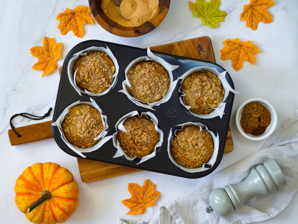 Easy Jumbo Chai Pumpkin Muffins