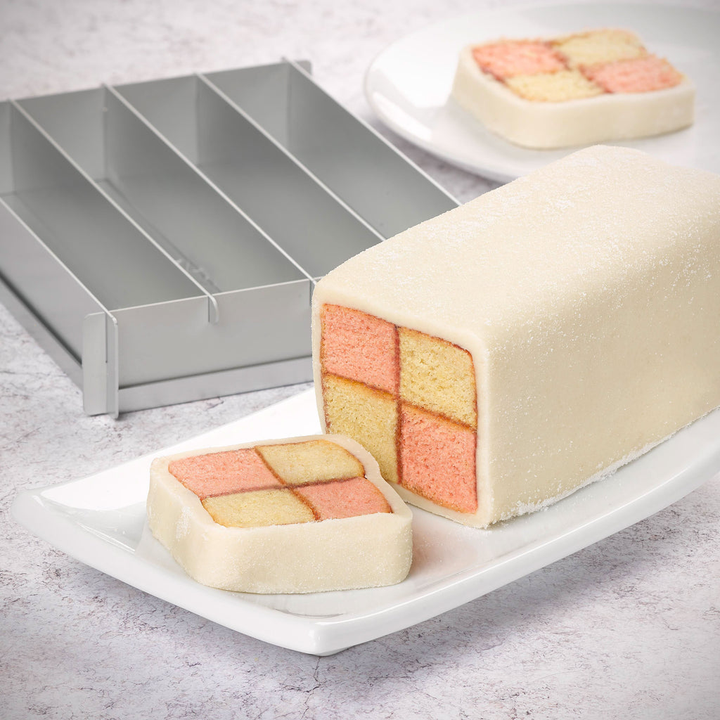 Amazon.com: 30X20X5CM Square Cake Tin Detachable, Food-grade Battenberg  Cake Mold - Adjustable Food-grade Non-stick Coating Even Heat Distribution  For Making Brownie Bread Cake, easy to clean (1): Home & Kitchen